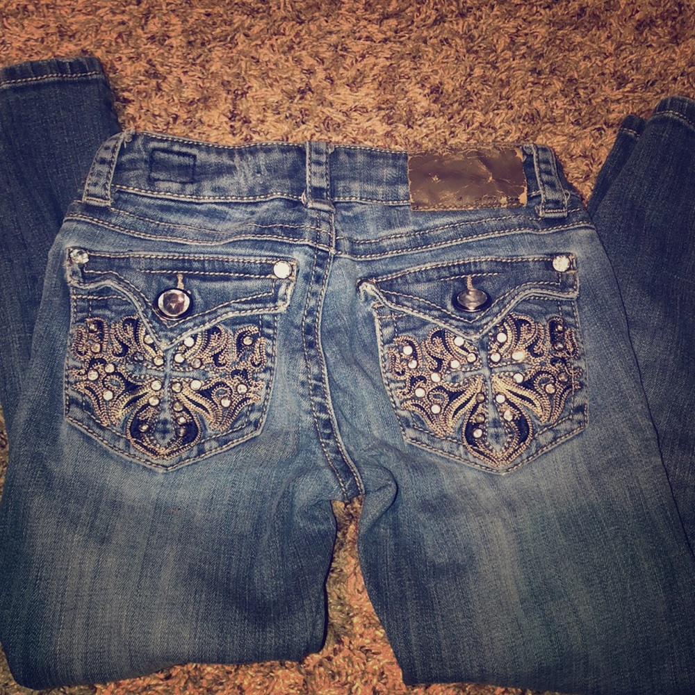CAPRIS size 0 - LA IDOL
